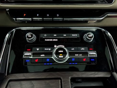 Used 2022 Lincoln Navigator Reserve image 30