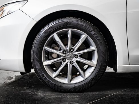 Certified 2018 Acura TLX w/ Technology Package image 13