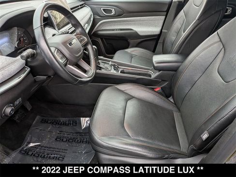 Used 2022 Jeep Compass Latitude image 6