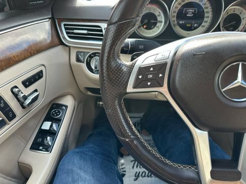 Used 2014 Mercedes-Benz E 550 4MATIC Sedan image 13