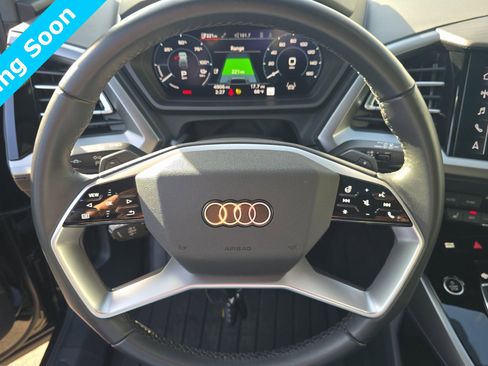 Used 2024 Audi Q4 e-tron Premium Plus w/ Premium Plus image 9