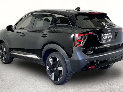 Certified 2025 Nissan Kicks SR FWD image 15