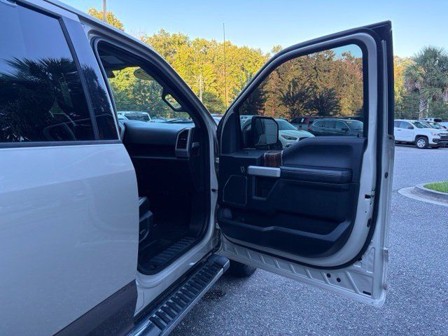 Used 2017 Ford F150 Lariat RWD image 30