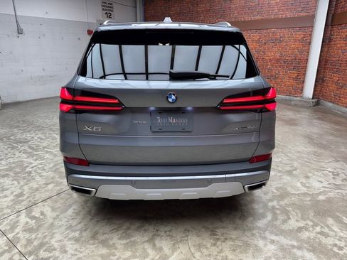 Certified 2025 BMW X5 xDrive40i w/ Climate Comfort Package image 4