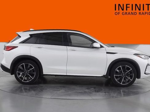 Used 2023 INFINITI QX50 Sport AWD/4WD image 8