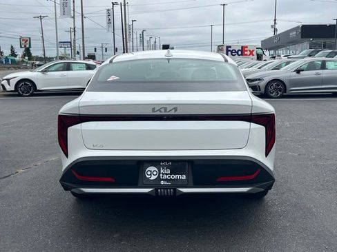 Certified 2025 Kia K4 FWD image 8
