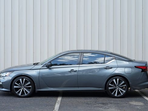 Used 2021 Nissan Altima 2.5 SR w/ SR Premium Package FWD image 43