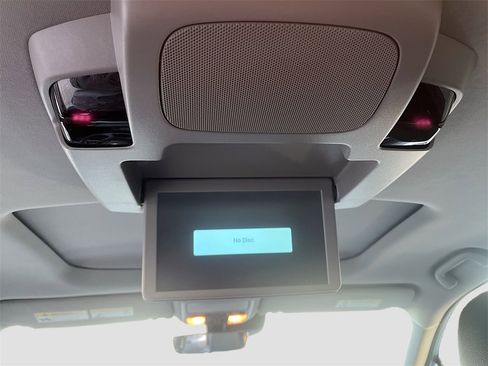 Used 2022 Honda Pilot Touring image 27