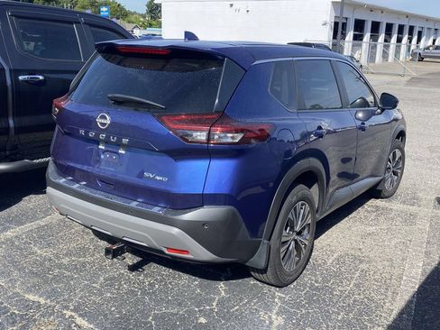 Used 2023 Nissan Rogue SV AWD/4WD image 6