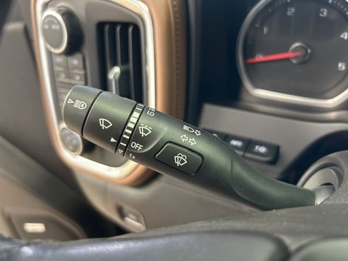 Used 2020 Chevrolet Silverado 2500 High Country w/ Z71 Off-Road Package image 24