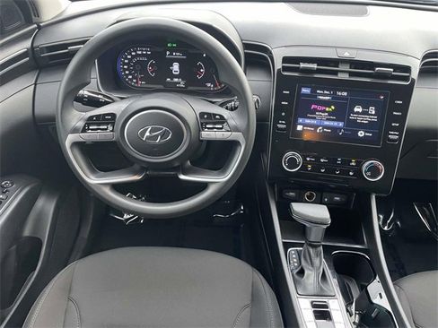 Used 2023 Hyundai Tucson SEL image 7