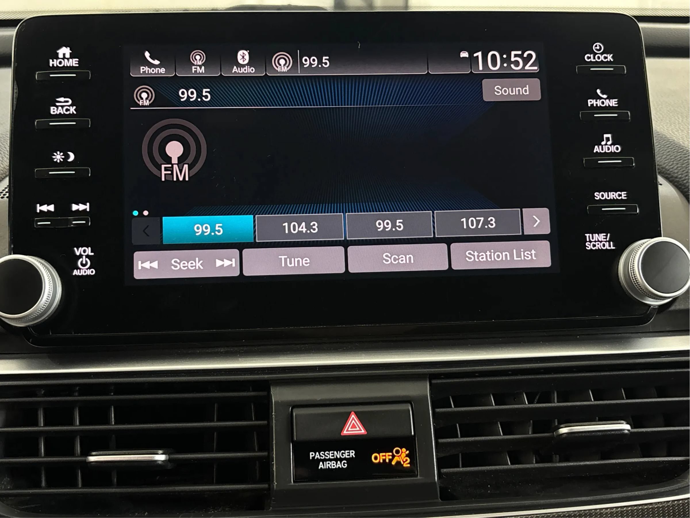 Used 2018 Honda Accord Sport image 41