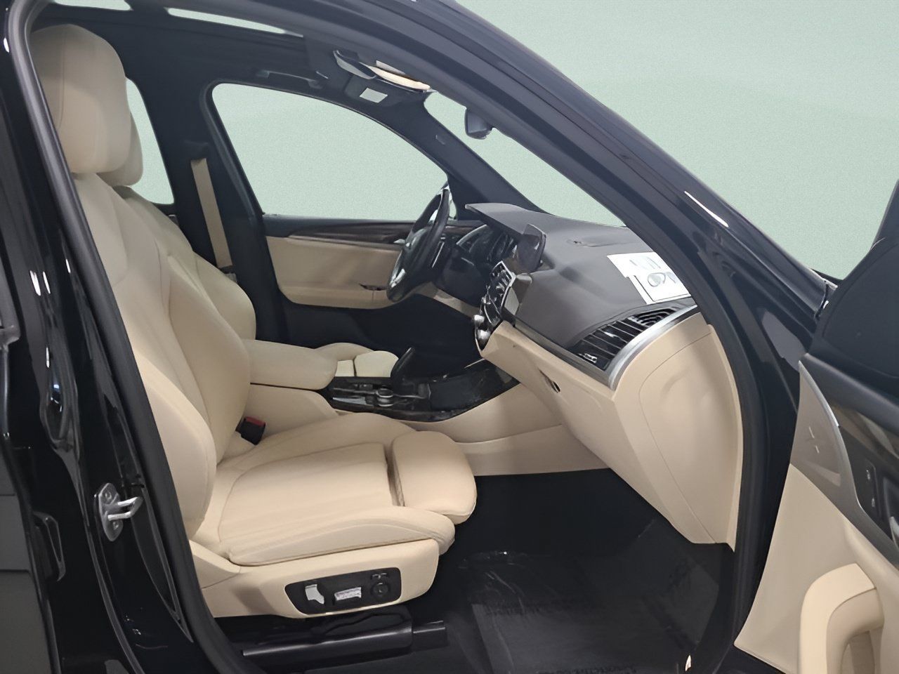 Used 2020 BMW X3 xDrive30i w/ Convenience Package AWD/4WD image 13
