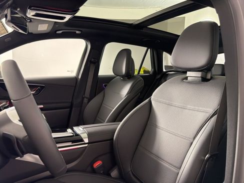New 2026 Mercedes-Benz GLC 300 4MATIC image 18