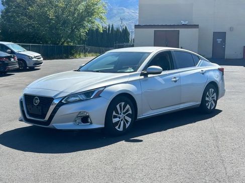 Used 2019 Nissan Altima 2.5 S FWD image 7