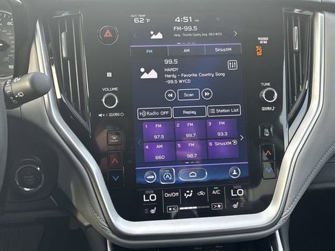 Used 2022 Subaru Outback Premium image 17