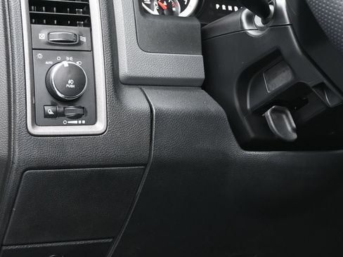 Used 2016 RAM 1500 Express w/ Black Ram 1500 Express Group AWD/4WD image 23