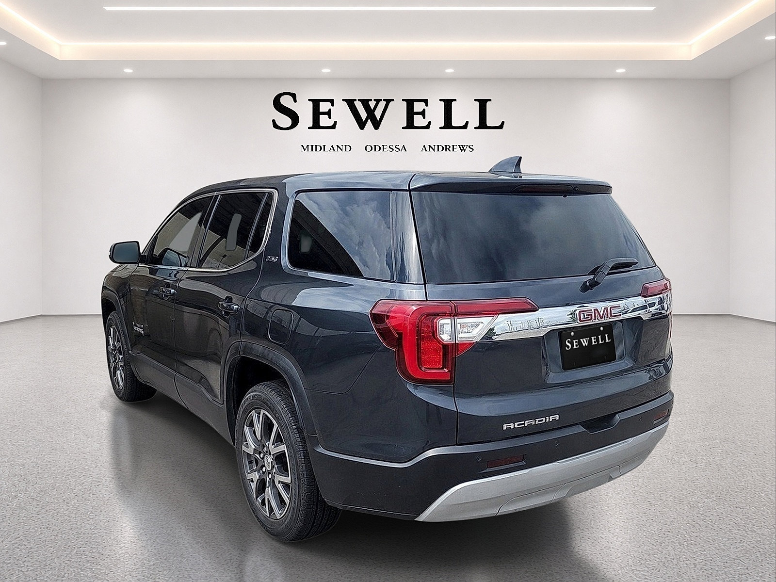 Used 2020 GMC Acadia SLE FWD image 5