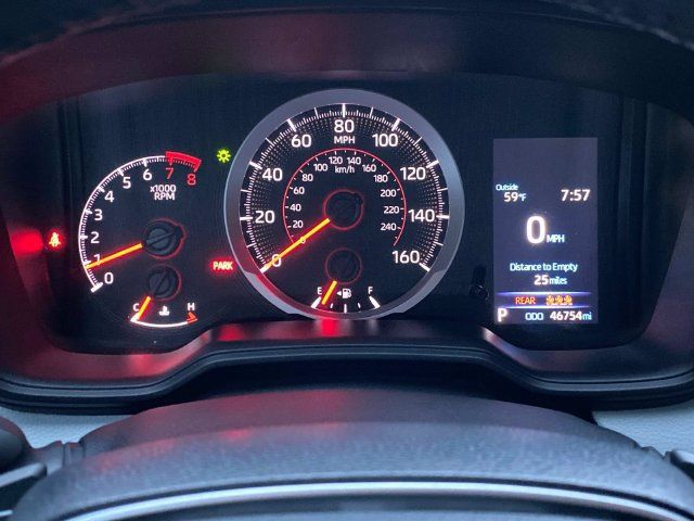 Used 2021 Toyota Corolla SE FWD image 16