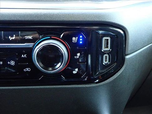 Used 2023 Chevrolet Silverado 1500 High Country w/ High Country Premium Package image 21