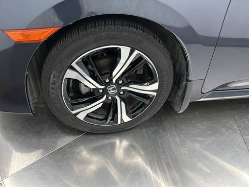 Used 2017 Honda Civic Touring image 26