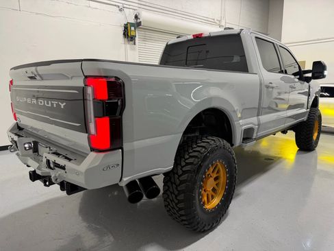 Used 2025 Ford F250 Platinum image 21