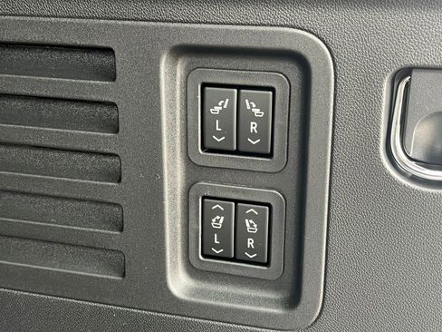 New 2026 Buick Enclave Preferred w/ Power Package image 34