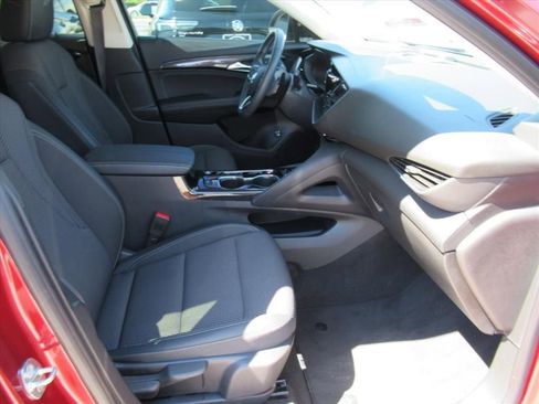 Used 2023 Buick Envision Preferred image 9