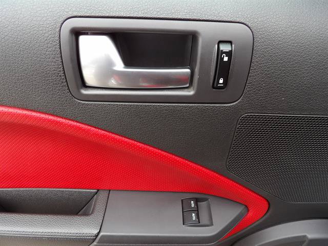 Used 2009 Ford Mustang Shelby GT500 RWD image 16