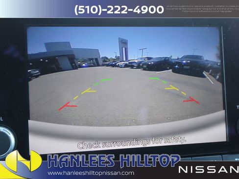 Used 2025 Nissan Pathfinder SV FWD image 28