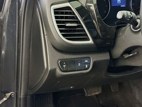 Used 2022 Kia Seltos EX image 17