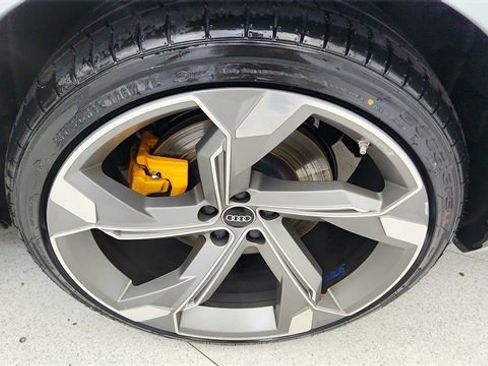 Used 2023 Audi e-tron S Prestige w/ Prestige Package image 58