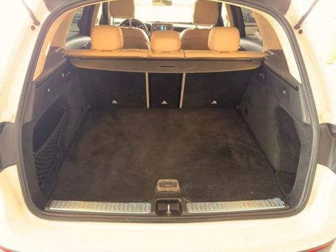 Used 2020 Mercedes-Benz GLC 300 4MATIC image 14