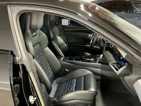 Used 2022 Audi RS e-tron GT w/ Carbon Performance Package image 10