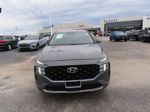 Used 2021 Hyundai Santa Fe SE image 5
