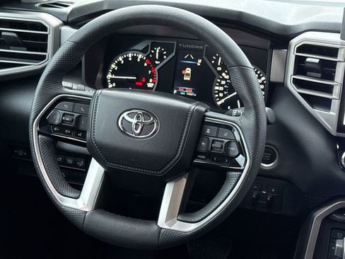 Used 2023 Toyota Tundra Limited AWD/4WD image 14