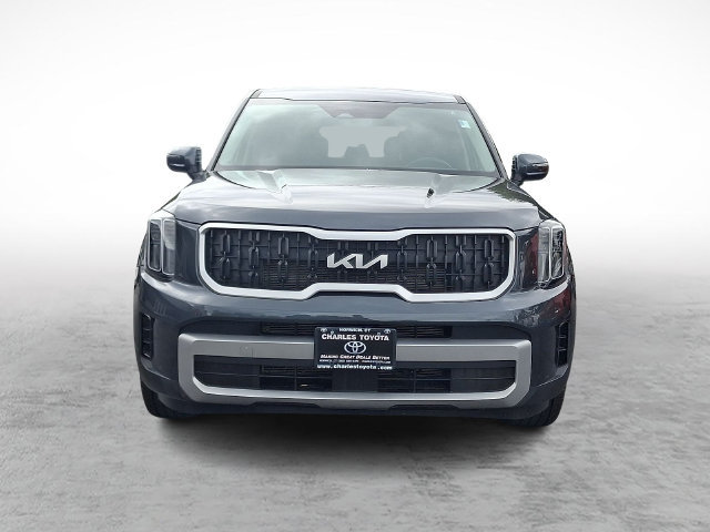 Used 2023 Kia Telluride LX AWD/4WD image 2