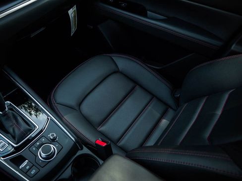 New 2025 MAZDA CX-5 Carbon Edition image 25