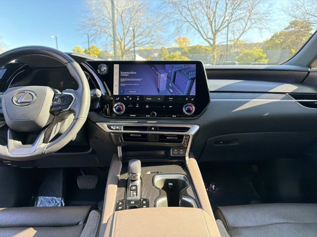 Certified 2026 Lexus RX 350 AWD w/ Convenience Package image 27