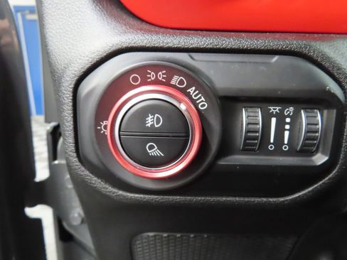 Used 2021 Jeep Gladiator Sport AWD/4WD image 36