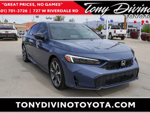 Used 2025 Honda Civic Sport Touring image 1