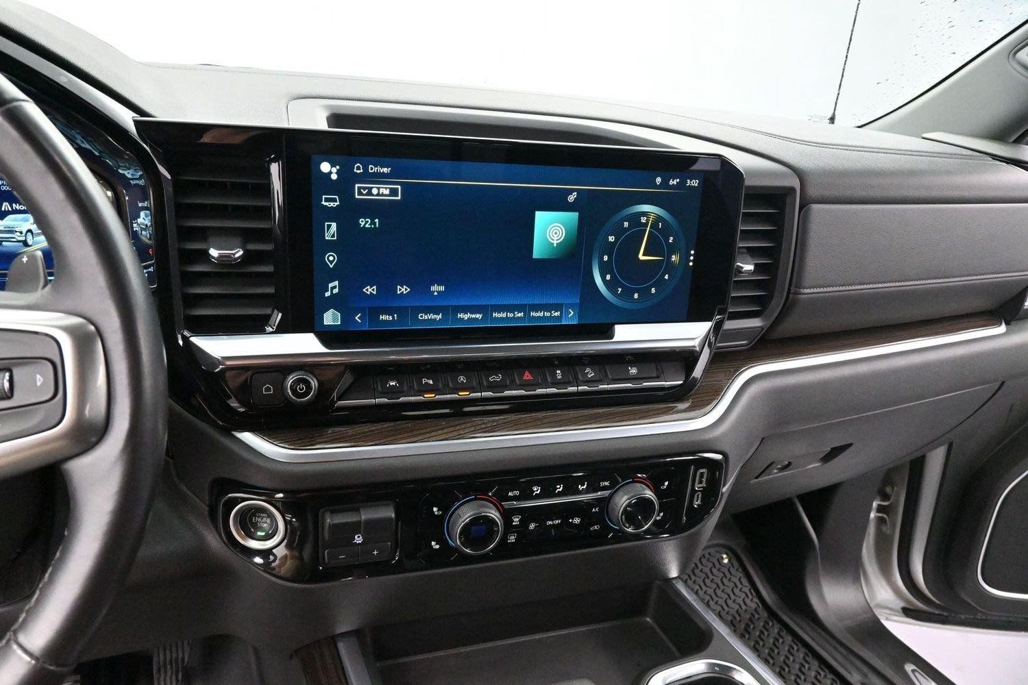 Used 2022 Chevrolet Silverado 1500 RST w/ RST All Star Premium Package AWD/4WD image 18