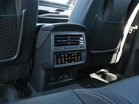 New 2026 Audi Q8 Premium Plus image 13