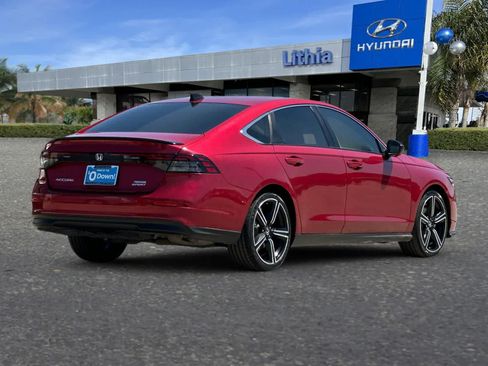 Used 2023 Honda Accord Sport image 3