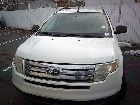 Used 2009 Ford Edge SE image 6