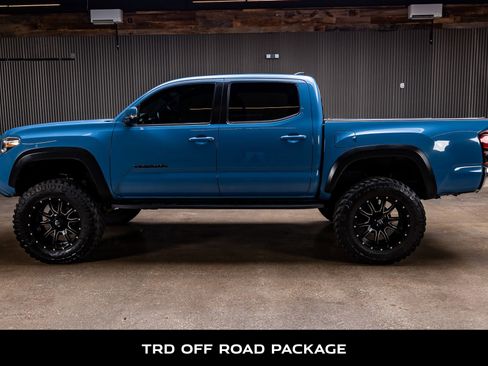 Used 2019 Toyota Tacoma TRD Off-Road image 5