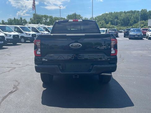 Used 2026 Ford Ranger Lariat w/ Black Appearance Package AWD/4WD image 4