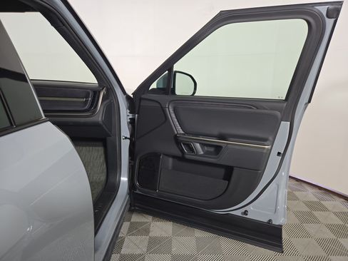 Used 2024 Rivian R1S Adventure Dual AWD/4WD image 18