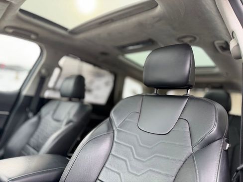 Used 2020 Kia Telluride SX w/ SX Prestige Package image 15