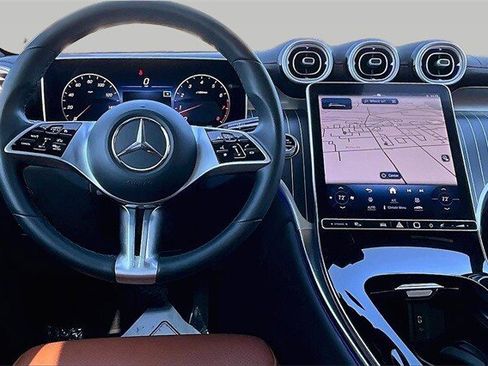 Certified 2023 Mercedes-Benz GLC 300 4MATIC image 11